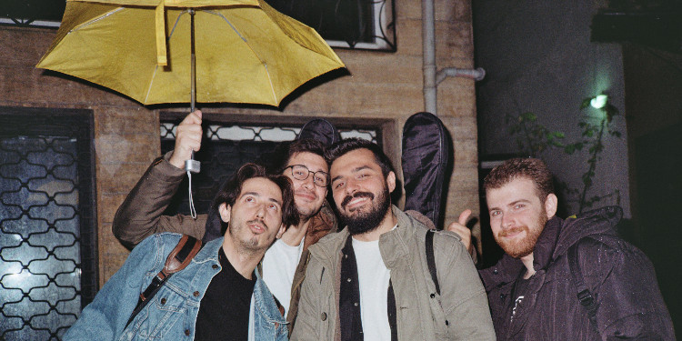 ''Olur Öyle Hatalar'' ile müzik ve gelecek üzerine sohbet