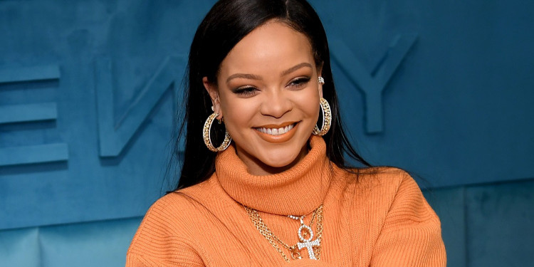 Rihanna, Black Panther: Wakanda Forever Filmi İçin İki Yeni Şarkı Kaydetti.