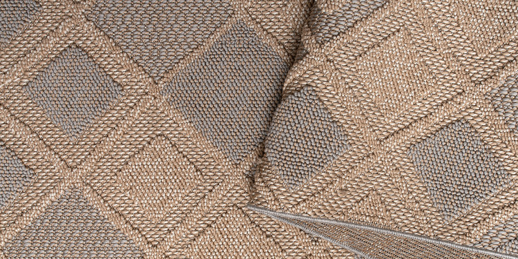 Salon ve Yatak Odası İçin Dekoratif Halı Seçimi İpuçları