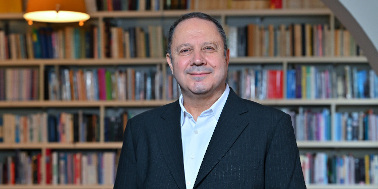 ŞERİF YENEN’DEN YENİKAPI BATIKLARI İÇİN AÇIK ÇAĞRI