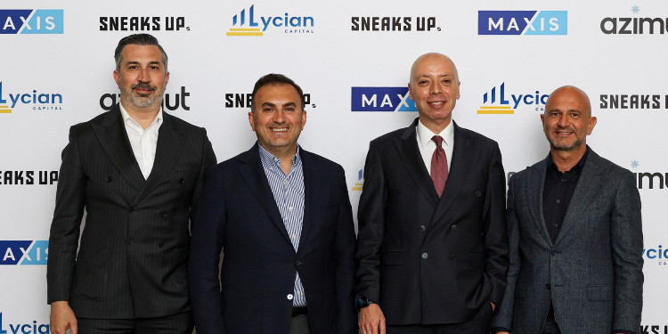SNEAKS UP'A BÜYÜK YATIRIM