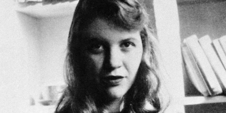 Sylvia Plath: Amerikan Gizdöküm Edebiyatının Melankolik Ana Karakteri