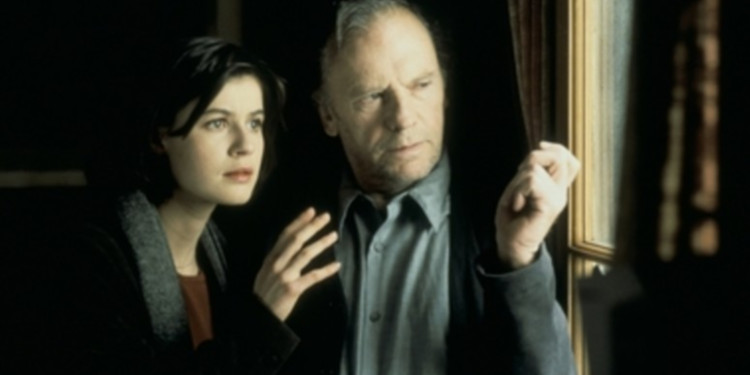 Üç Renk: Kırmızı | Krzysztof Kieslowski.