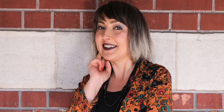 Yeşim Kantekin'den Ruhu Dinlendiren Bir Şarkı: "Nerde Ellerin"